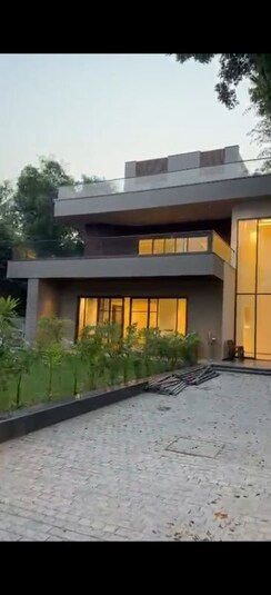 6 BHK +Villa For Sale in Chattarpur