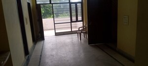 Room in 3.5 BHK Builder Floor at Spring Field, Sector 31 – for Rent