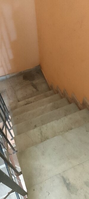 Staircase in 3.5 BHK Builder Floor at Spring Field, Sector 31 – for Rent