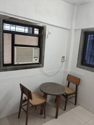 Team Area in 1 BHK Apartment at Tirupathi Apartment, Santacruz East – for Rent