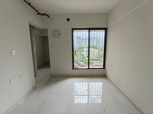Room in 1 BHK Apartment at Dosti Greater Thane, Kalher – for Sale