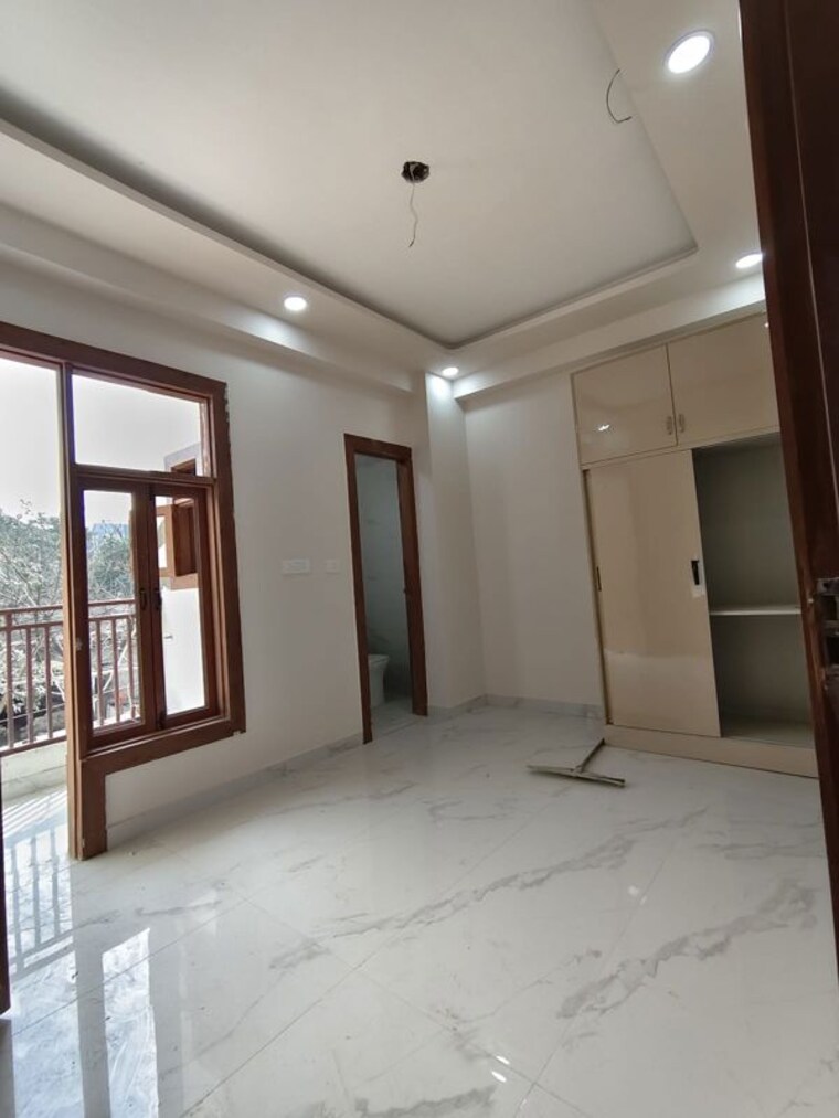 Room, aarya-vihar  1700 Sq.Ft. Builder Floor In Sector 73 Noida 10707438