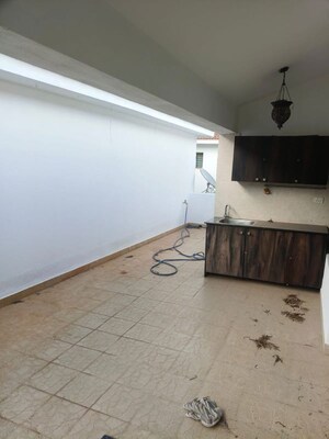 Room in 5 BHK Villa at LGCL Bamboo forest, Hosa Road – for Rent