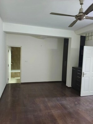 Room in 5 BHK Villa at LGCL Bamboo forest, Hosa Road – for Rent