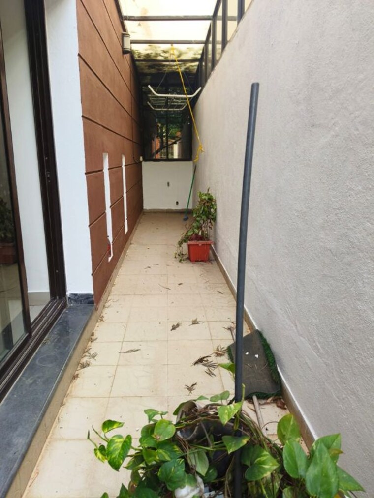 Balcony, lgcl-bamboo-forest 5 Bedroom 4000 Sq.Ft. Villa In Hosa Road Bangalore 10707463