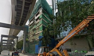  Showroom – Exterior View View at Bandra Kurla Complex - for Rent