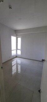 2 BHK +  800 Sq.Ft. Apartment in Signature Global The Millennia