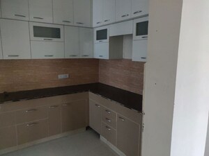 Kitchen in 3 BHK Apartment at Omaxe R2, Gomti Nagar – for Rent
