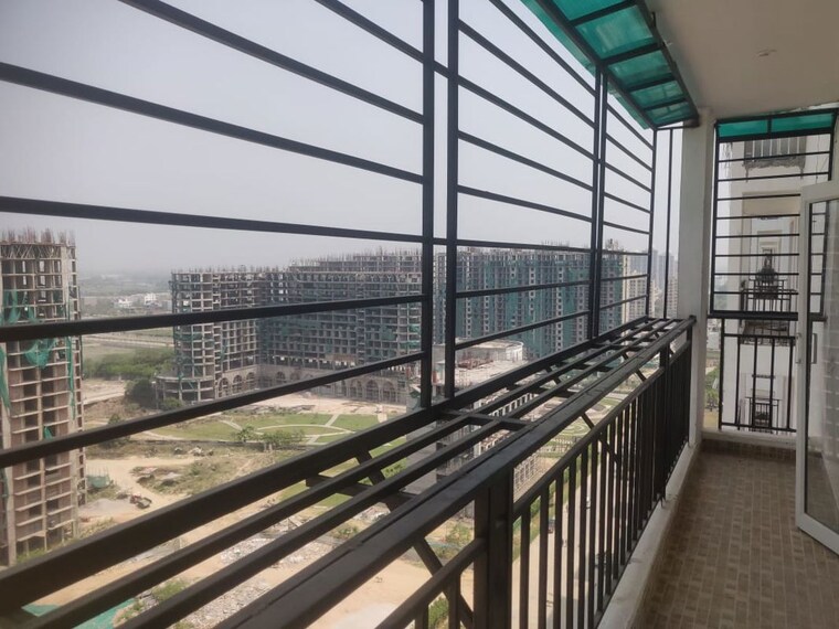 Balcony, omaxe-r2 3 Bedroom 1650 Sq.Ft. Apartment In Gomti Nagar Lucknow 10707480