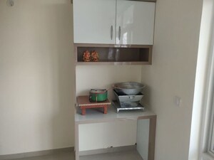 Furnished Amenities in 3 BHK Apartment at Omaxe R2, Gomti Nagar – for Rent