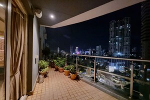Balcony in 2 BHK Apartment at Orbit Heights Tardeo, Grant Road – for Sale