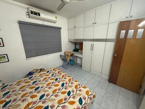 Bedroom in 3 BHK Apartment at Jodhpur Tekra – for Rent