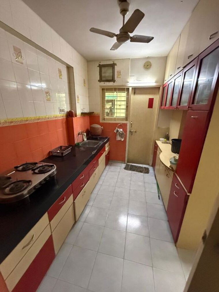 Kitchen, jodhpur tekra 3 Bedroom 1800 Sq.Ft. Apartment In Jodhpur Tekra Ahmedabad 10707503