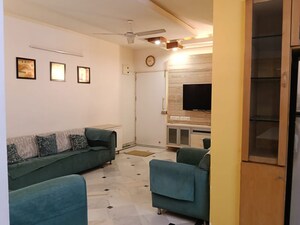 Living Room in 3 BHK Apartment at Jodhpur Tekra – for Rent