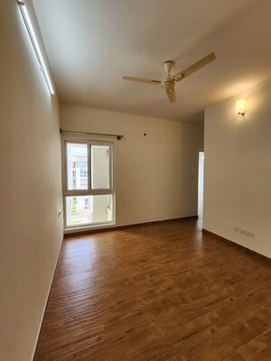 Room in 3 BHK Apartment at Casagrand Boulevard, Hennur Road – for Rent