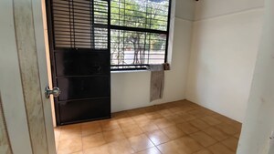 Room in 2 BHK Apartment at Bafna Padmaja 2, Katraj – for Rent