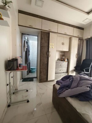 3 BHK Apartment For Sale in New India Grace Luxuria, Malad West