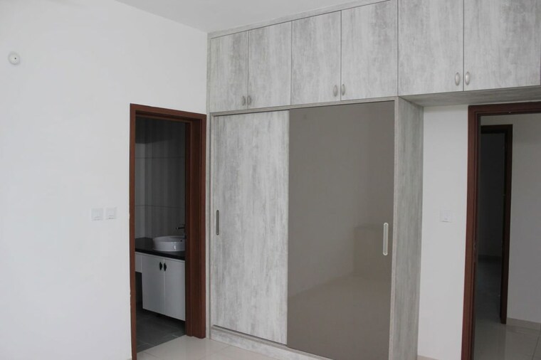Room, l-t-raintree-boulevard-phase-2 3 Bedroom 1985 Sq.Ft. Apartment In Hebbal Bangalore 10707523