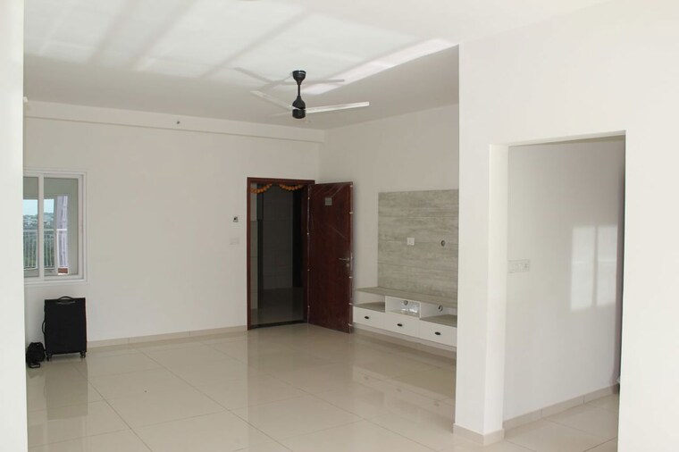 Room, l-t-raintree-boulevard-phase-2 3 Bedroom 1985 Sq.Ft. Apartment In Hebbal Bangalore 10707523