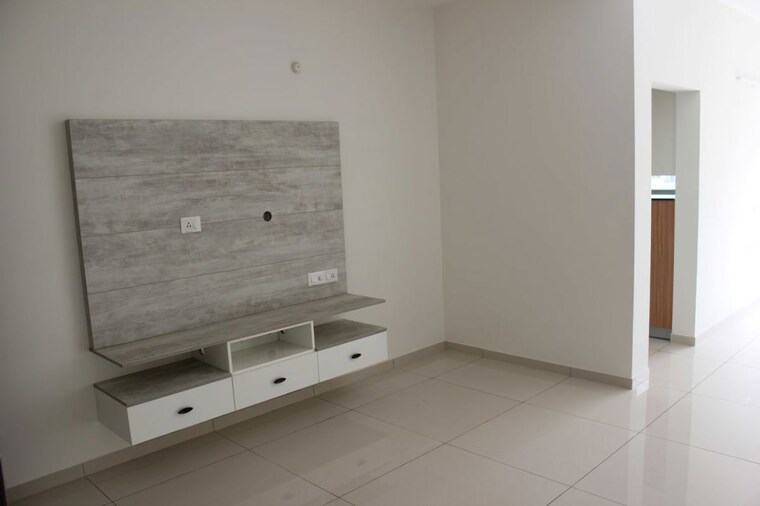 Room, l-t-raintree-boulevard-phase-2 3 Bedroom 1985 Sq.Ft. Apartment In Hebbal Bangalore 10707523
