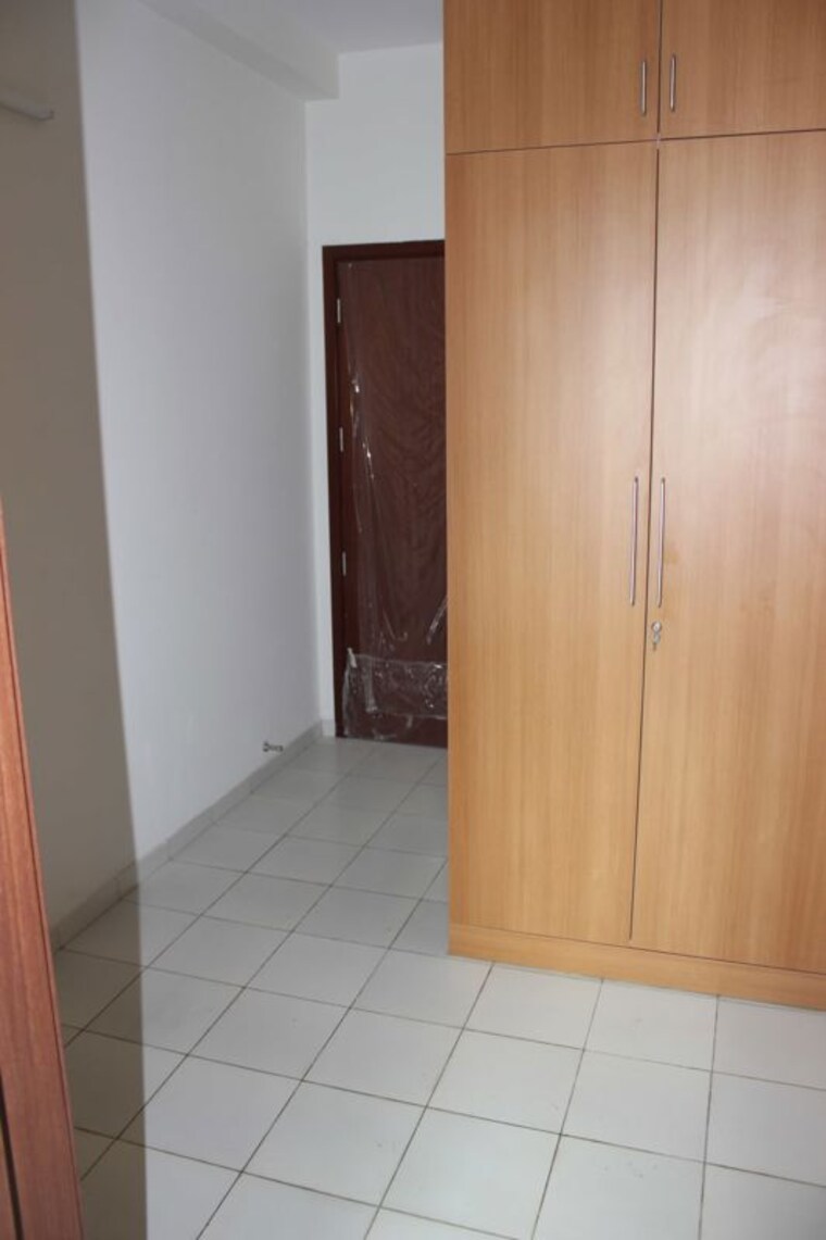 Room, l-t-raintree-boulevard-phase-2 3 Bedroom 1985 Sq.Ft. Apartment In Hebbal Bangalore 10707523