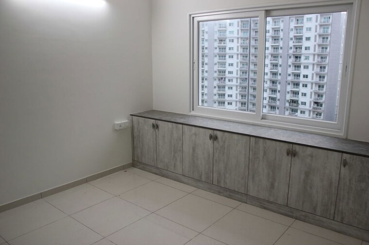 Balcony, l-t-raintree-boulevard-phase-2 3 Bedroom 1985 Sq.Ft. Apartment In Hebbal Bangalore 10707523