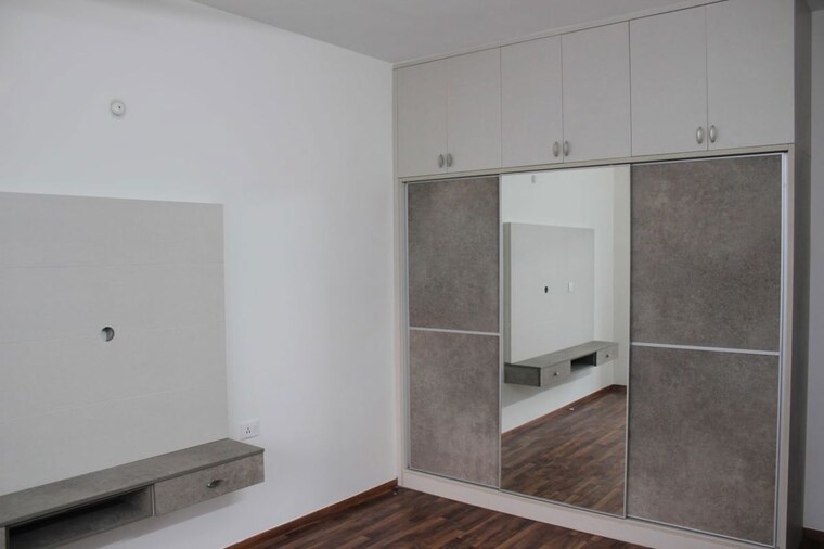 Kitchen, l-t-raintree-boulevard-phase-2 3 Bedroom 1985 Sq.Ft. Apartment In Hebbal Bangalore 10707523