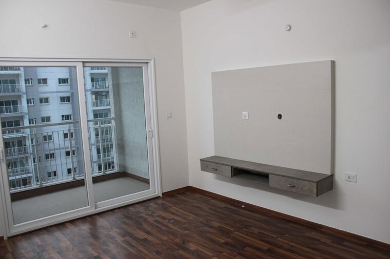 Room, l-t-raintree-boulevard-phase-2 3 Bedroom 1985 Sq.Ft. Apartment In Hebbal Bangalore 10707523