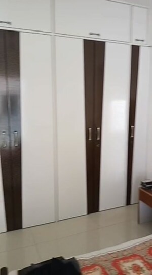 Bedroom in 2 BHK Apartment at Chembur – for Rent