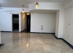 Room in 3 BHK Apartment at Hiranandani Avalon, Powai – for Rent