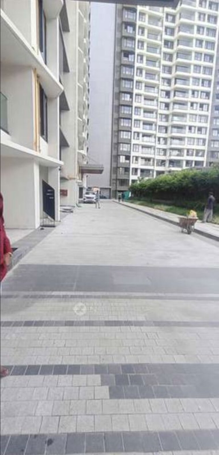  Parking, kalpataru-magnus 4 Bedroom 1657 Sq.Ft. Apartment In Bandra East Mumbai 10707564