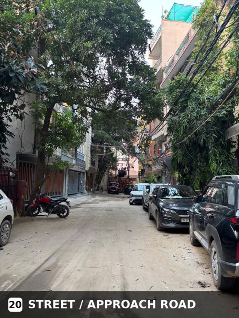  Parking, saket 3 Bedroom 1350 Sq.Ft. Apartment In Saket Delhi 10707579