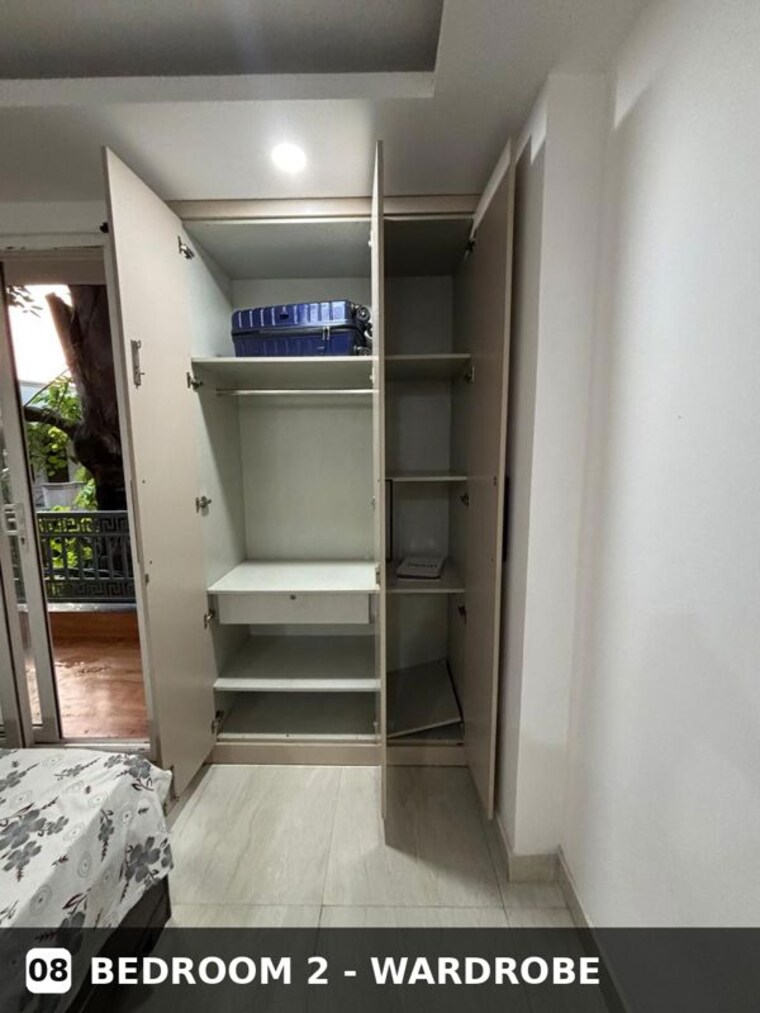 Bathroom, saket 3 Bedroom 1350 Sq.Ft. Apartment In Saket Delhi 10707579