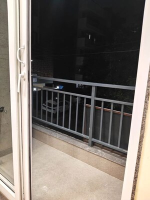 Balcony in 1 BHK Builder Floor at Sector 42 – for Rent