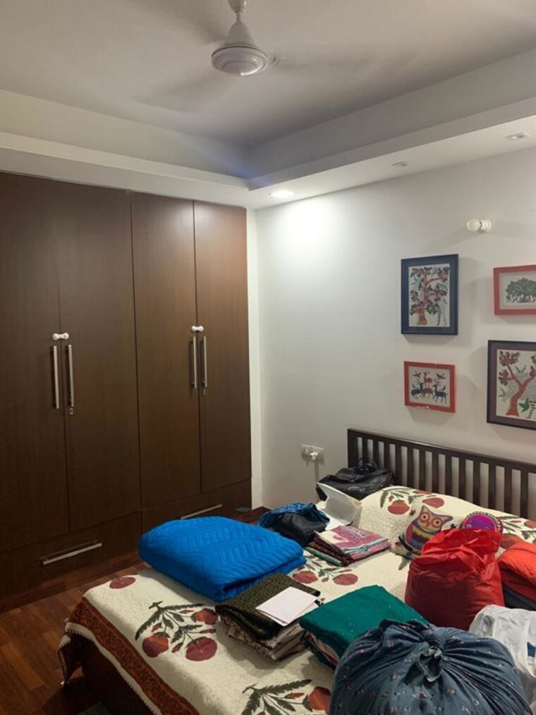 Living Room, shivalik colony 3 Bedroom 1900 Sq.Ft. Builder Floor In Shivalik Colony Delhi 10707587