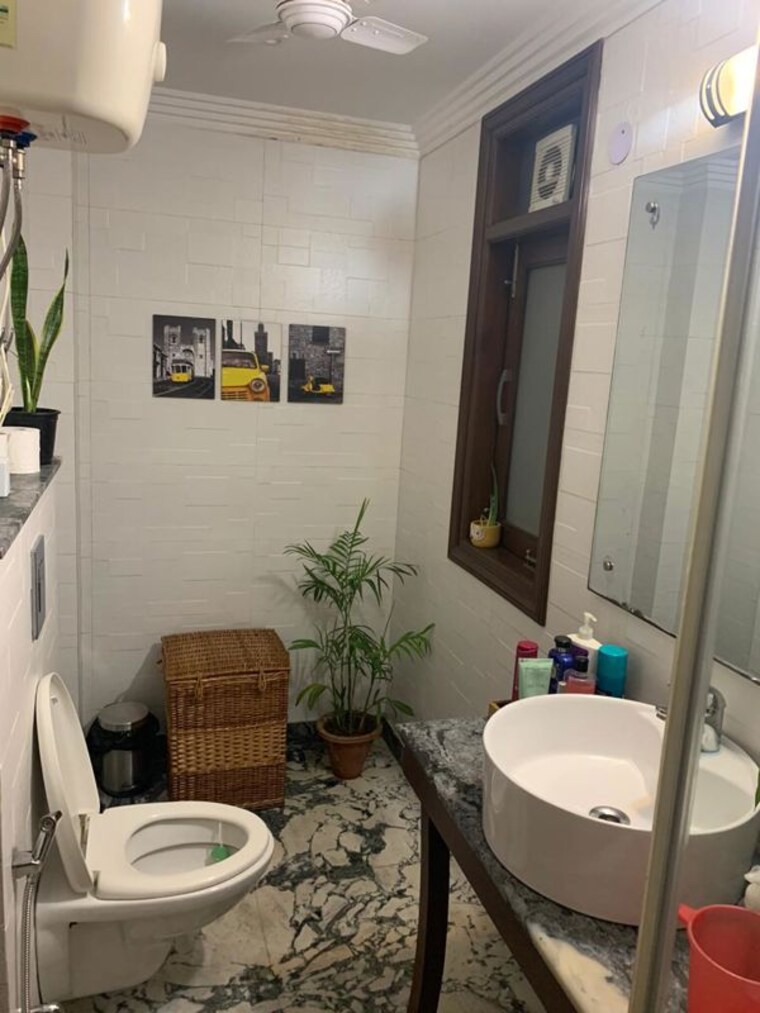 Team Area, shivalik colony 3 Bedroom 1900 Sq.Ft. Builder Floor In Shivalik Colony Delhi 10707587