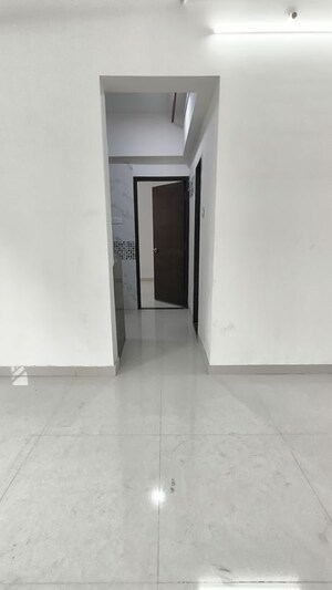 Room in 1 BHK Apartment at DGS Sheetal Tapovan, Malad East – for Rent