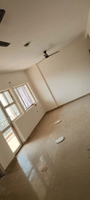Furnished Amenities in 2 BHK Apartment at GLS Crown Avenue, Sector 92 – for Rent