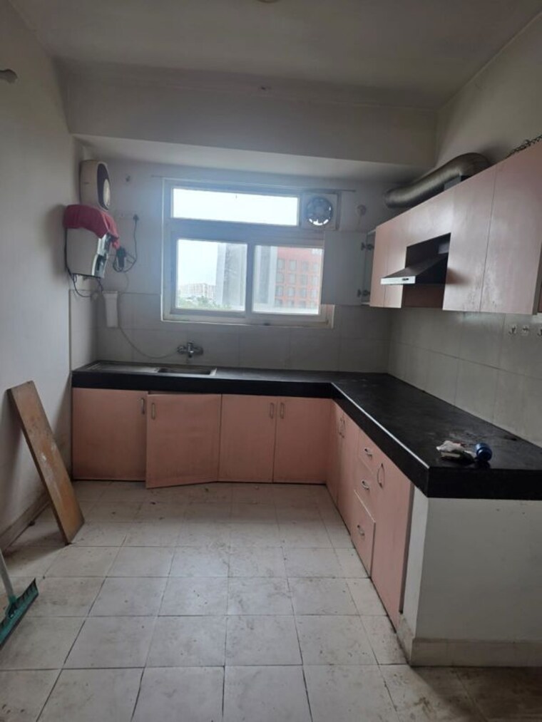 Kitchen, ansal-sushant-golf-city 3 Bedroom 1575 Sq.Ft. Apartment In Sushant Golf City Lucknow 10686291