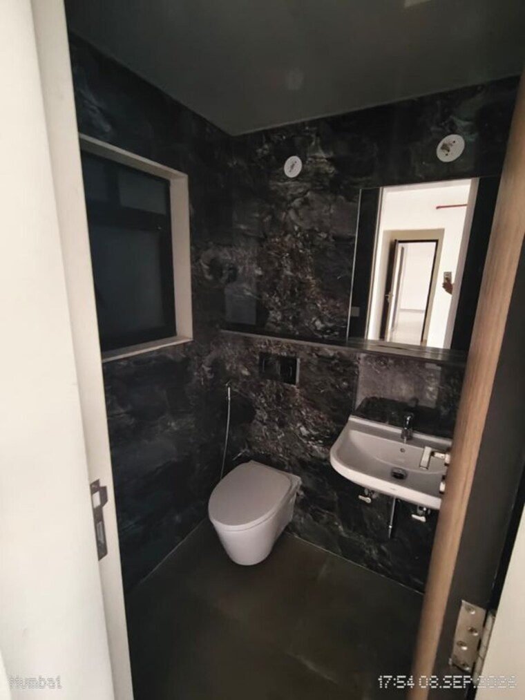 Bathroom, dosti-eastern-bay-phase-2 2 Bedroom 737 Sq.Ft. Apartment In Wadala Mumbai 10707592