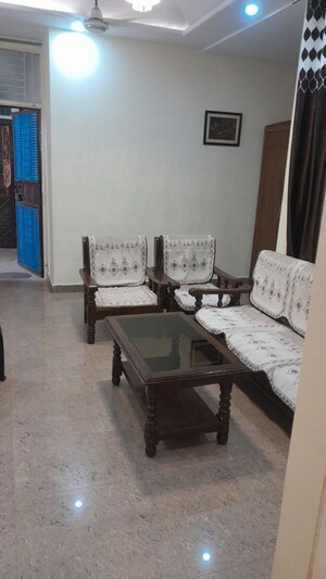 Team Area in 3 BHK Builder Floor at Bhasin Apartments, Niti Khand I – for Rent