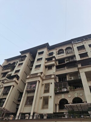 2 BHK Apartment For Rent in Arihant Riddhi, Ghansoli