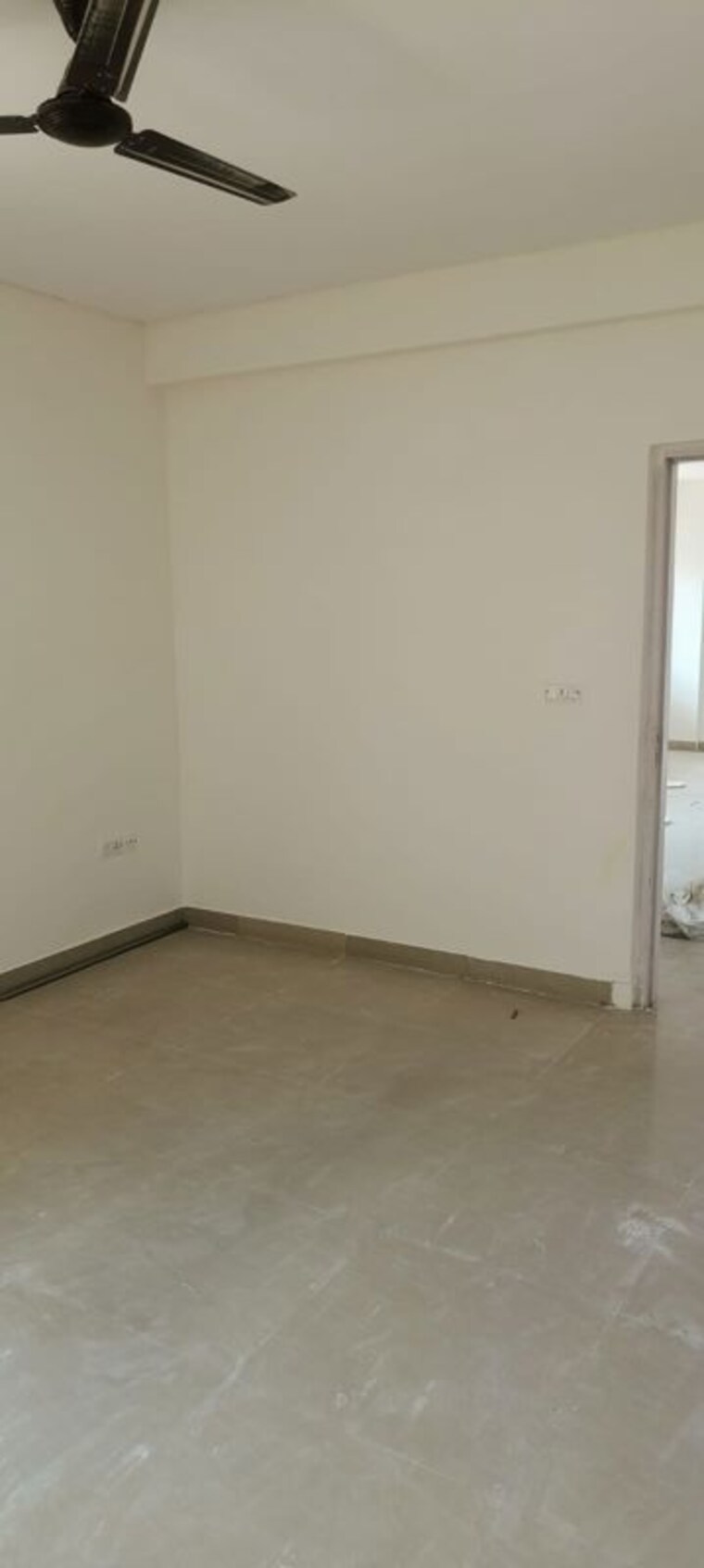 Room, gls-crown-avenue 2 Bedroom 1250 Sq.Ft. Apartment In Sector 92 Gurgaon 10707619