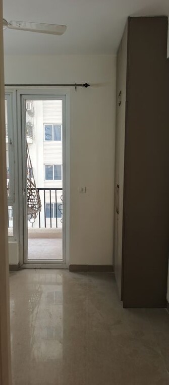 2.5 BHK +  1020 Sq.Ft. Apartment in Emaar Emerald Estate