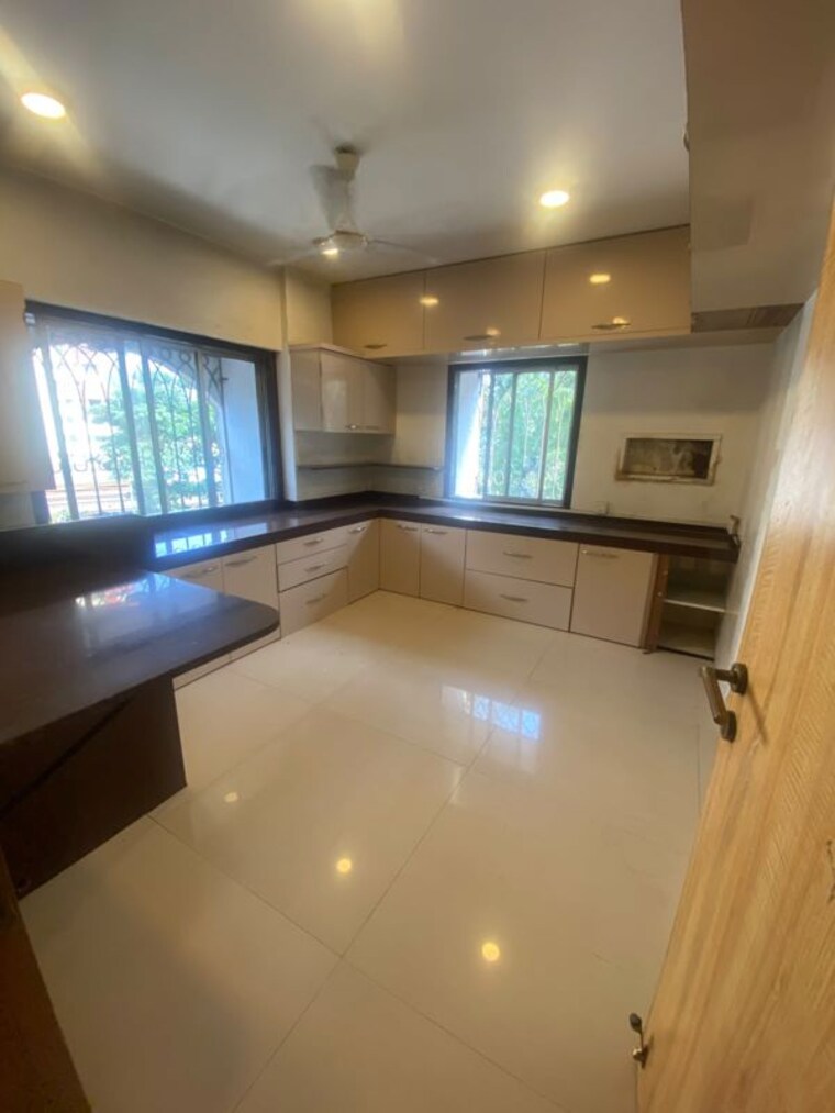 Kitchen, senapati bapat marg 3 Bedroom 2105 Sq.Ft. Apartment In Senapati Bapat Marg Mumbai 10707658