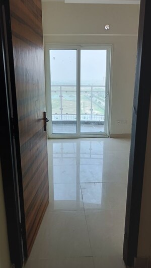 Bathroom in 3 BHK Apartment at Samridhi Luxuriya Avenue, Sector 150 – for Rent