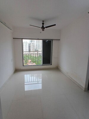 Room in 2 BHK Apartment at DGS Sheetal Tapovan, Malad East – for Rent