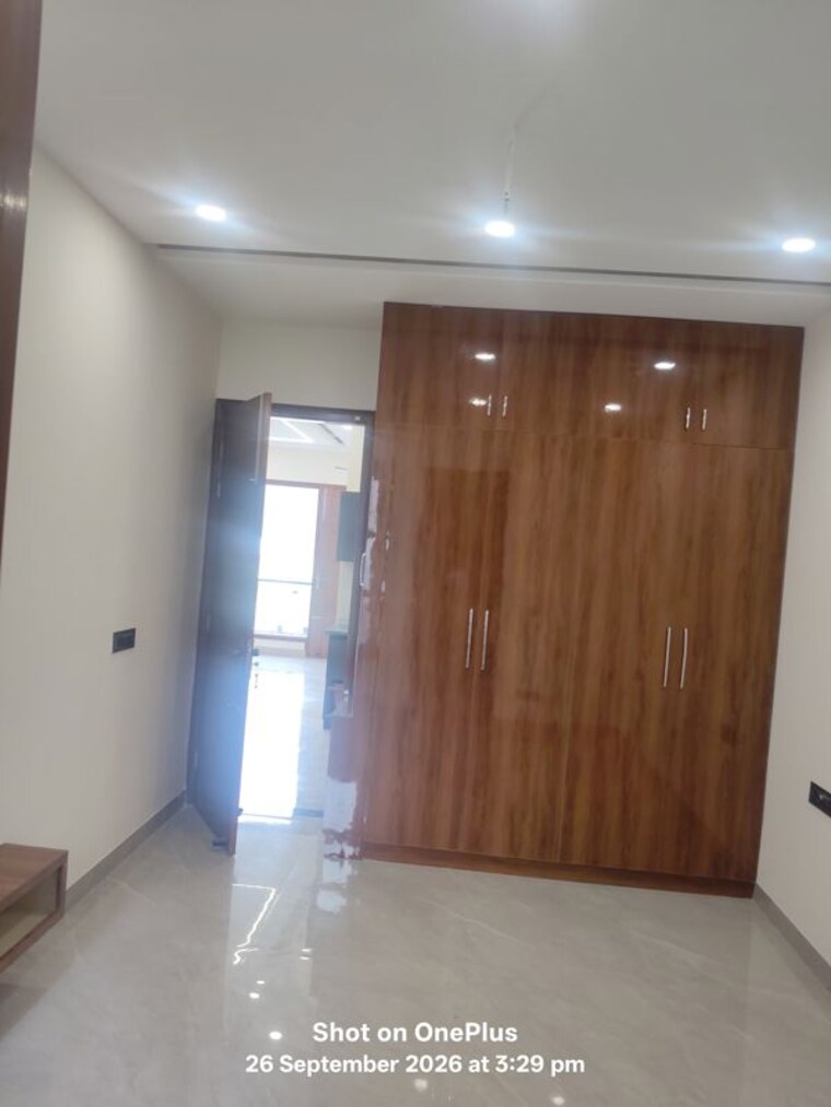 Room, ambala highway 4 Bedroom 113 Sq.Yd. Independent House In Ambala Highway Zirakpur 10707691