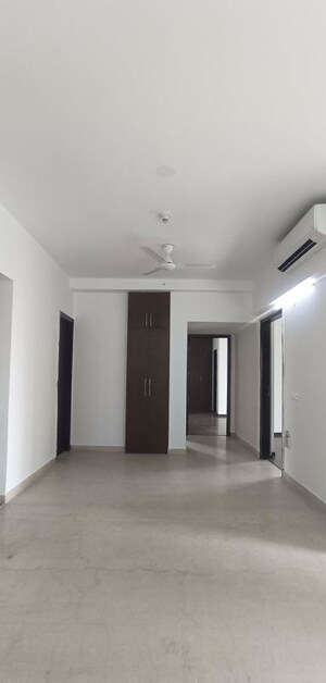 Room in 2 BHK Builder Floor at Sector 23 – for Rent