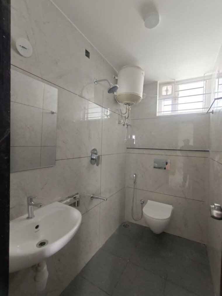 Bathroom, harlur 1 Bedroom 550 Sq.Ft. Builder Floor In Harlur Bangalore 10707737